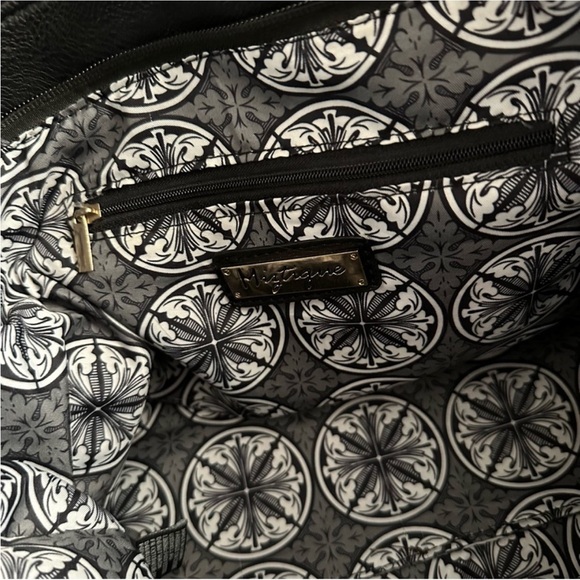 Woven studded shoulder bag - Picture 14 of 16